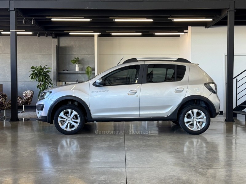 SANDERO 1.6 STEPWAY 16V FLEX 4P MANUAL - 2017 - BENTO GONçALVES
