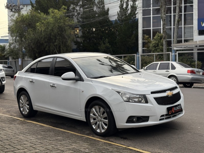 CRUZE 1.8 LTZ 16V FLEX 4P AUTOMÁTICO