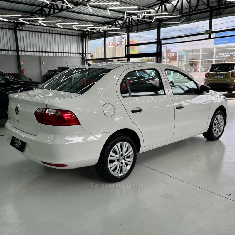 VOYAGE 1.0 MI 8V FLEX 4P MANUAL - 2023 - CANOAS