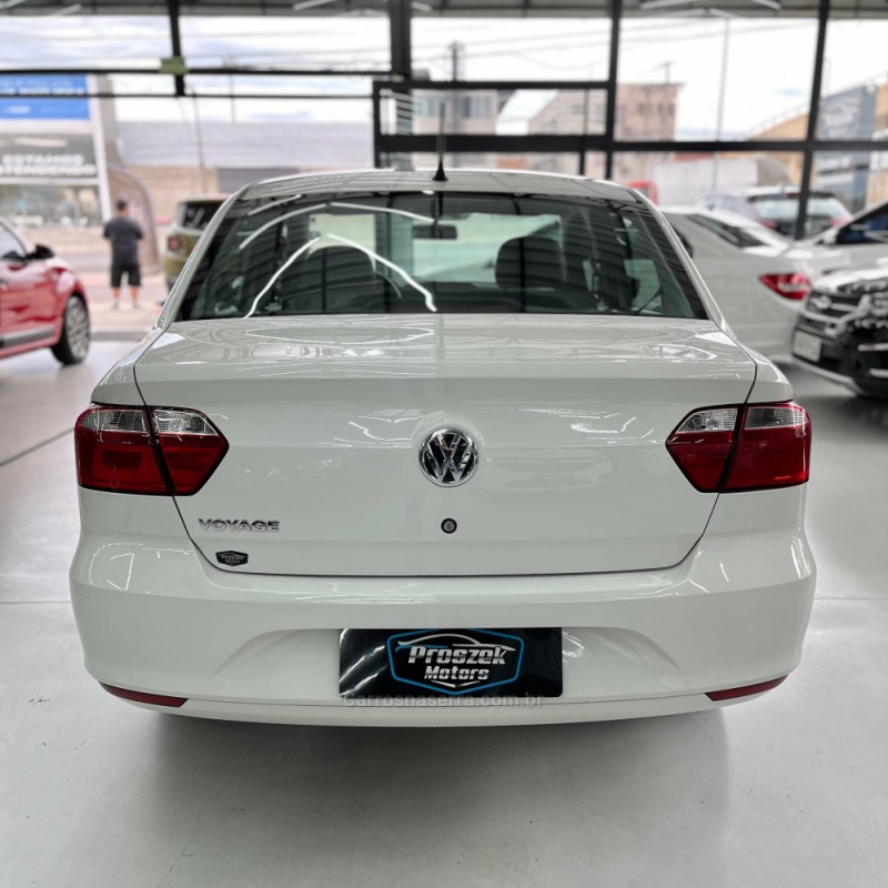 VOYAGE 1.0 MI 8V FLEX 4P MANUAL - 2023 - CANOAS