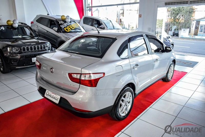 GRAND SIENA 1.6 MPI ESSENCE 16V FLEX 4P AUTOMATIZADO - 2014 - SANTA CRUZ DO SUL