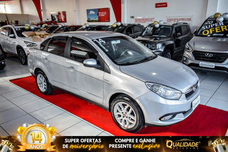 grand siena 1.6 mpi essence 16v flex 4p automatizado 2014 santa cruz do sul
