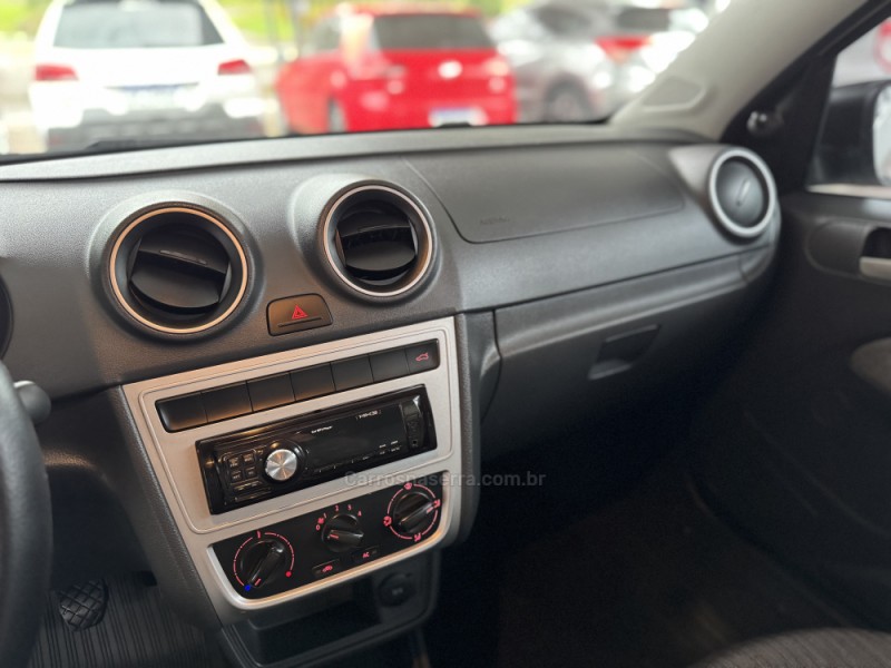 GOL 1.0 MI 8V FLEX 4P MANUAL - 2014 - NOVA PRATA