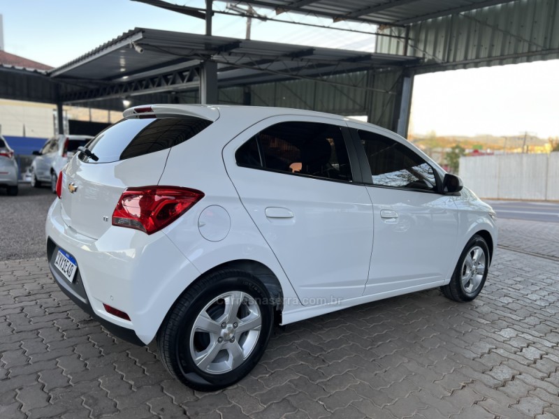 ONIX 1.4 MPFI LT 8V FLEX 4P AUTOMÁTICO - 2019 - BOM PRINCíPIO