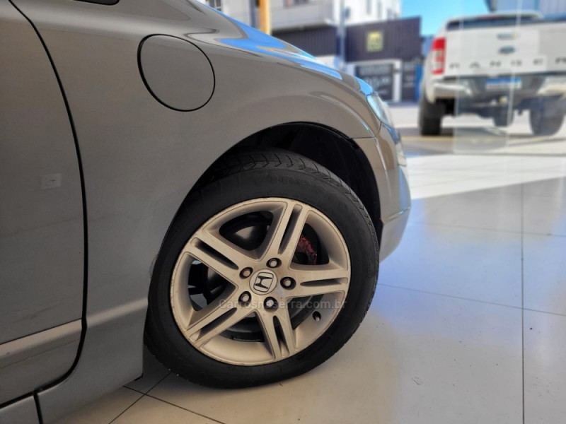 CIVIC 1.8 EXS 16V FLEX 4P AUTOMÁTICO - 2007 - CANELA