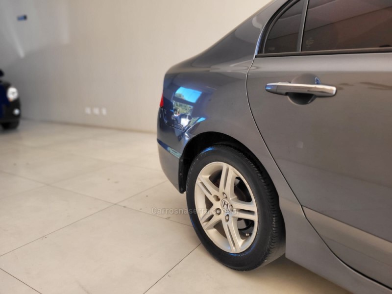 CIVIC 1.8 EXS 16V FLEX 4P AUTOMÁTICO - 2007 - CANELA
