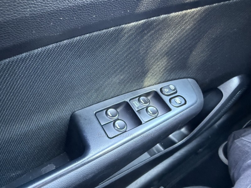 HB20 1.6 COMFORT PLUS 16V FLEX 4P MANUAL - 2015 - CAXIAS DO SUL