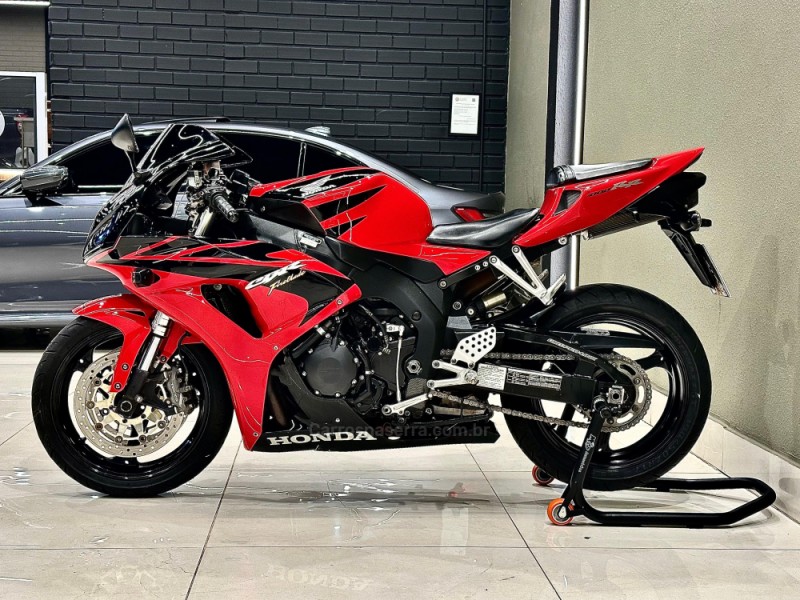 CBR 1000RR FIREBLADE - 2006 - CAXIAS DO SUL