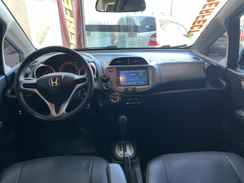 FIT 1.4 LXL 8V GASOLINA 4P AUTOMÁTICO - 2009 - PORTãO