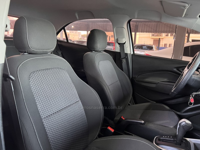 ONIX 1.4 ADVANTAGE 8V FLEX 4P AUTOMÁTICO - 2018 - BOM PRINCíPIO
