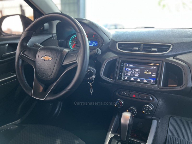 ONIX 1.4 ADVANTAGE 8V FLEX 4P AUTOMÁTICO - 2018 - BOM PRINCíPIO