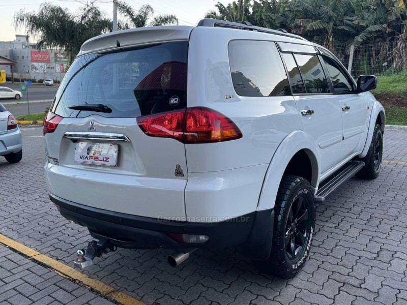 PAJERO 3.5 HPE 4X4 7 LUGARES V6 24V FLEX 4P AUTOMÁTICO - 2013 - FELIZ