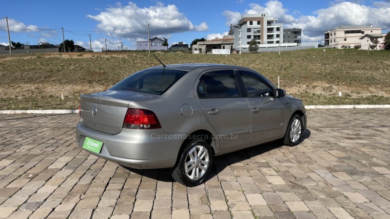 VOYAGE 1.6 MI 8V FLEX 4P MANUAL - 2013 - VILA FLORES