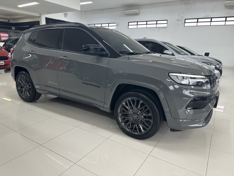 COMPASS 1.3 SERIE S T270 16V TURBO FLEX 4P AUTOMÁTICO - 2022 - CHARQUEADAS