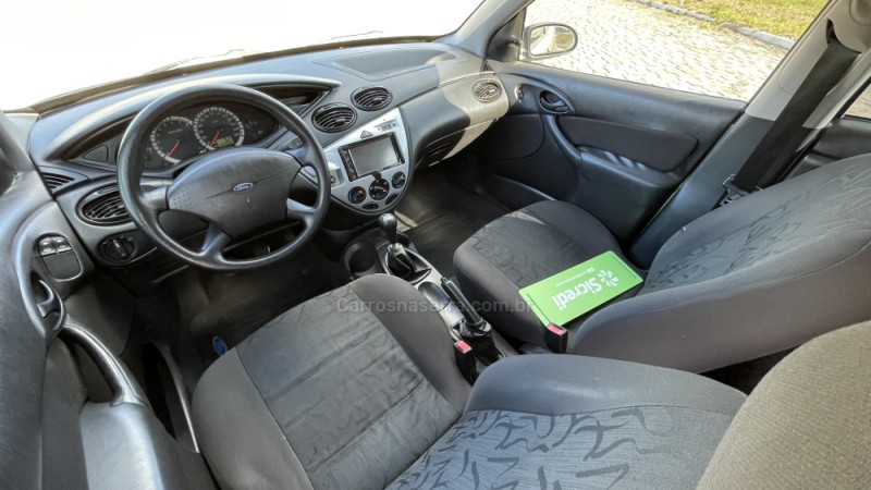 FOCUS 1.6 8V FLEX 4P MANUAL - 2009 - VILA FLORES