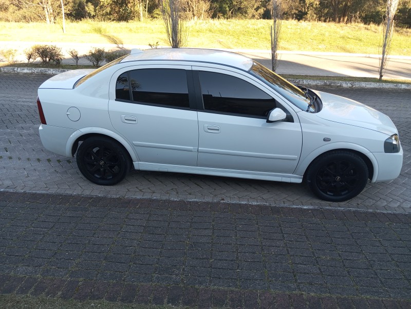 ASTRA 2.0 MPFI ADVANTAGE PLUS 8V FLEX 4P MANUAL - 2011 - CAXIAS DO SUL