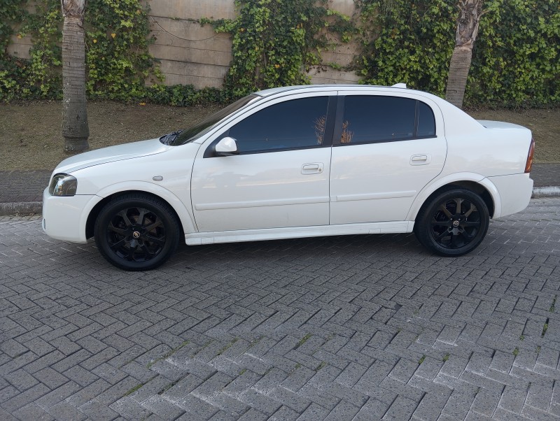 ASTRA 2.0 MPFI ADVANTAGE PLUS 8V FLEX 4P MANUAL - 2011 - CAXIAS DO SUL