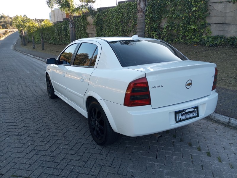ASTRA 2.0 MPFI ADVANTAGE PLUS 8V FLEX 4P MANUAL - 2011 - CAXIAS DO SUL