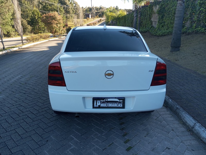 ASTRA 2.0 MPFI ADVANTAGE PLUS 8V FLEX 4P MANUAL - 2011 - CAXIAS DO SUL