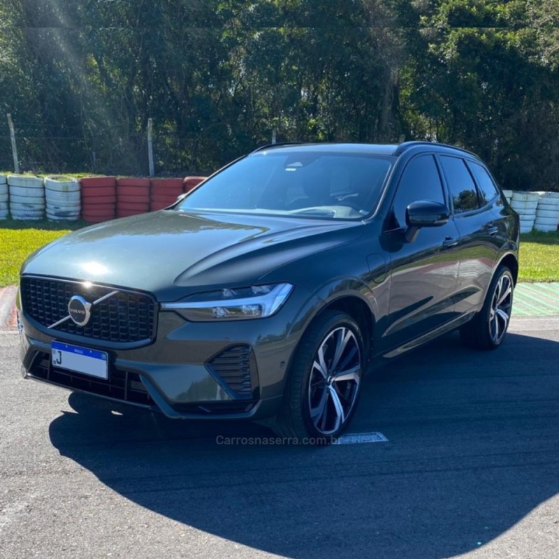XC60 2.0 T8 R DESIGN HYBRID GASOLINA 4P AUTOMÁTICO - 2022 - NOVA BASSANO