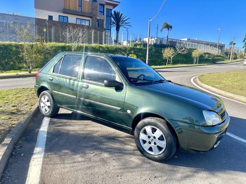FIESTA 1.0 MPI GL CLASS 8V GASOLINA 4P MANUAL - 2001 - CAXIAS DO SUL