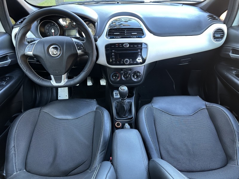 PUNTO 1.4 MPI 16V T-JET GASOLINA 4P MANUAL - 2013 - CAXIAS DO SUL