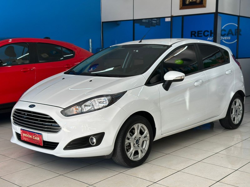 FIESTA 1.6 SEL HATCH 16V FLEX 4P MANUAL - 2017 - CAXIAS DO SUL