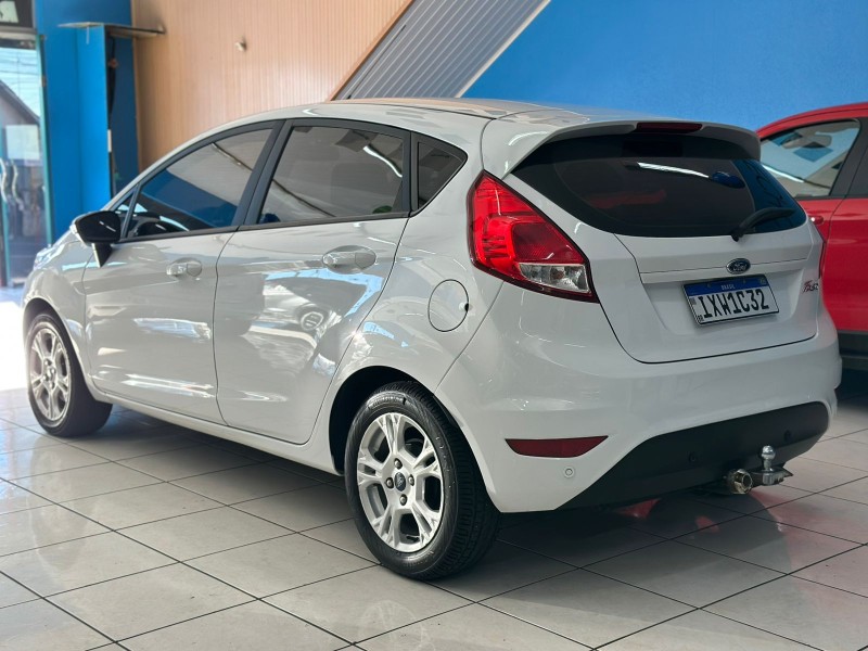 FIESTA 1.6 SEL HATCH 16V FLEX 4P MANUAL - 2017 - CAXIAS DO SUL
