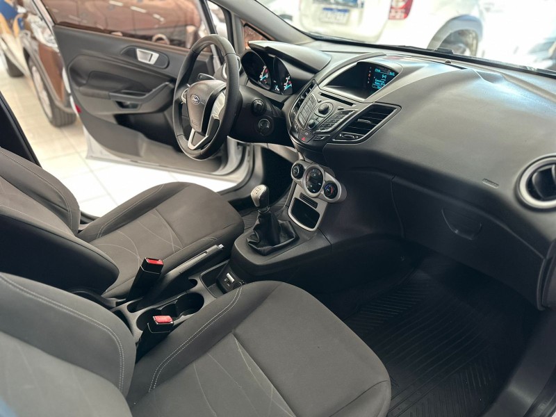 FIESTA 1.6 SEL HATCH 16V FLEX 4P MANUAL - 2017 - CAXIAS DO SUL