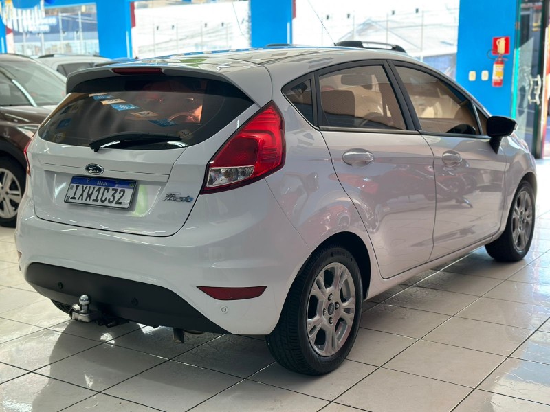 FIESTA 1.6 SEL HATCH 16V FLEX 4P MANUAL - 2017 - CAXIAS DO SUL