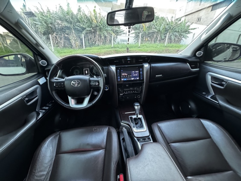 HILUX SW4 2.8 SRX 4X4 16V TURBO INTERCOOLER DIESEL 4P AUTOMÁTICO - 2019 - FELIZ