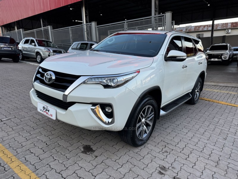 HILUX SW4 2.8 SRX 4X4 16V TURBO INTERCOOLER DIESEL 4P AUTOMÁTICO - 2019 - FELIZ