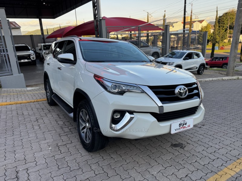 HILUX SW4 2.8 SRX 4X4 16V TURBO INTERCOOLER DIESEL 4P AUTOMÁTICO - 2019 - FELIZ