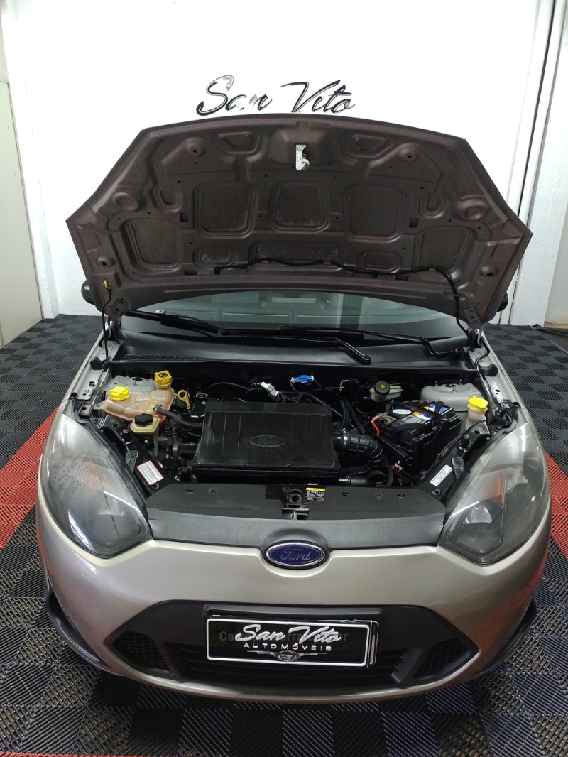 FIESTA 1.6 MPI SEDAN 8V FLEX 4P MANUAL - 2012 - CAXIAS DO SUL