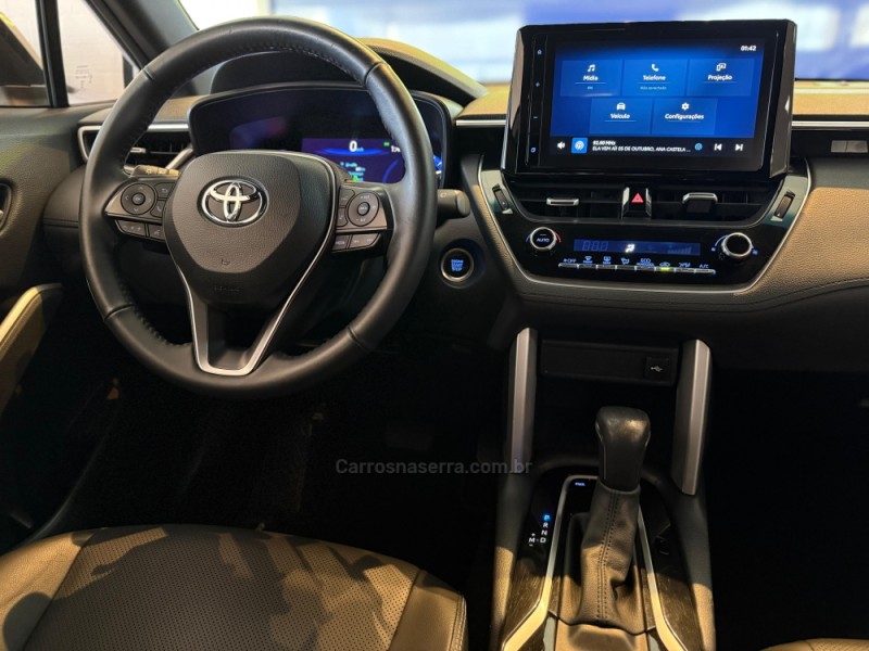 COROLLA 2.0 CROSS XRE 16V FLEX 4P AUTOMÁTICO - 2023 - SãO LEOPOLDO