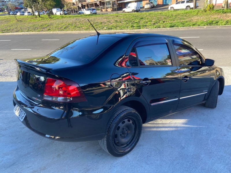 VOYAGE 1.6 MI COMFORTLINE 8V FLEX 4P MANUAL - 2010 - CAXIAS DO SUL