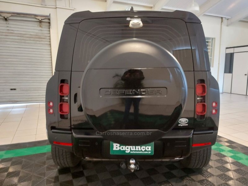 DEFENDER 2.0 P300 110 SE SI4 4X4 TURBO GASOLINA 4P AUTOMÁTICO - 2022 - NOVO HAMBURGO