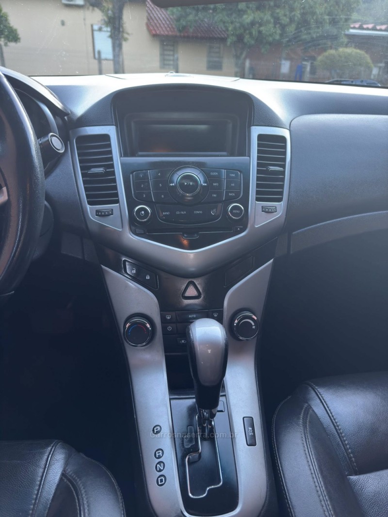 CRUZE 1.8 LT 16V FLEX 4P AUTOMÁTICO - 2013 - PICADA CAFé