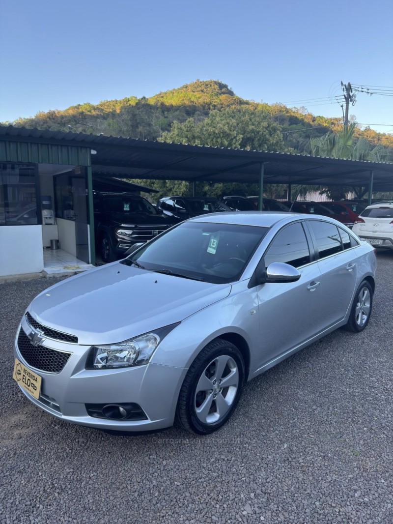 CRUZE 1.8 LT 16V FLEX 4P AUTOMÁTICO