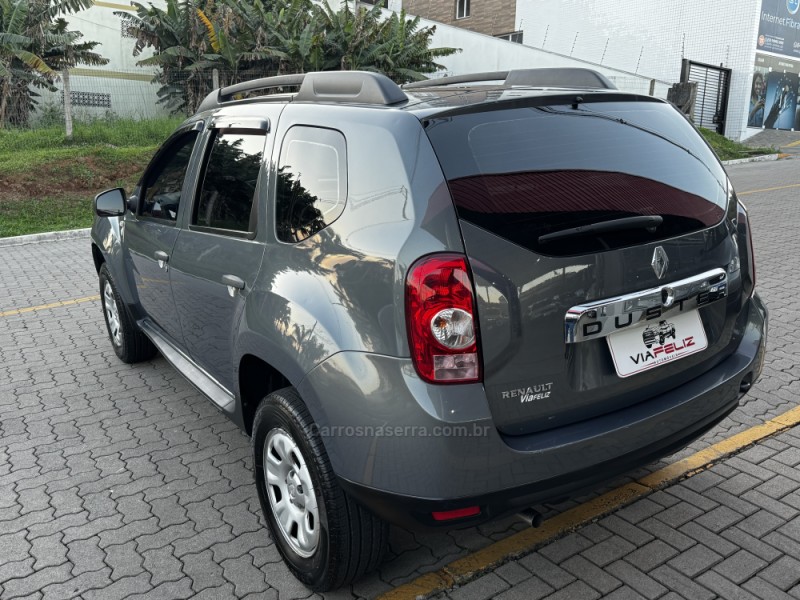 DUSTER 1.6 EXPRESSION 4X2 16V FLEX 4P MANUAL - 2013 - FELIZ