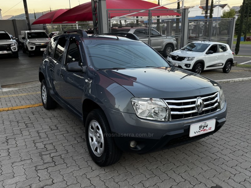 DUSTER 1.6 EXPRESSION 4X2 16V FLEX 4P MANUAL - 2013 - FELIZ