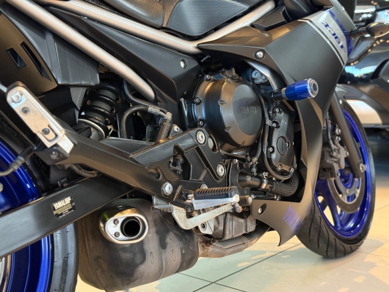 XJ6 F ABS - 2015 - SãO LEOPOLDO