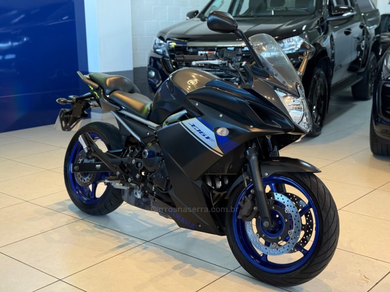 XJ6 F ABS - 2015 - SãO LEOPOLDO