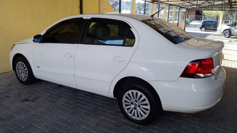 VOYAGE 1.0 MI CITY 8V FLEX 4P MANUAL - 2013 - CANELA
