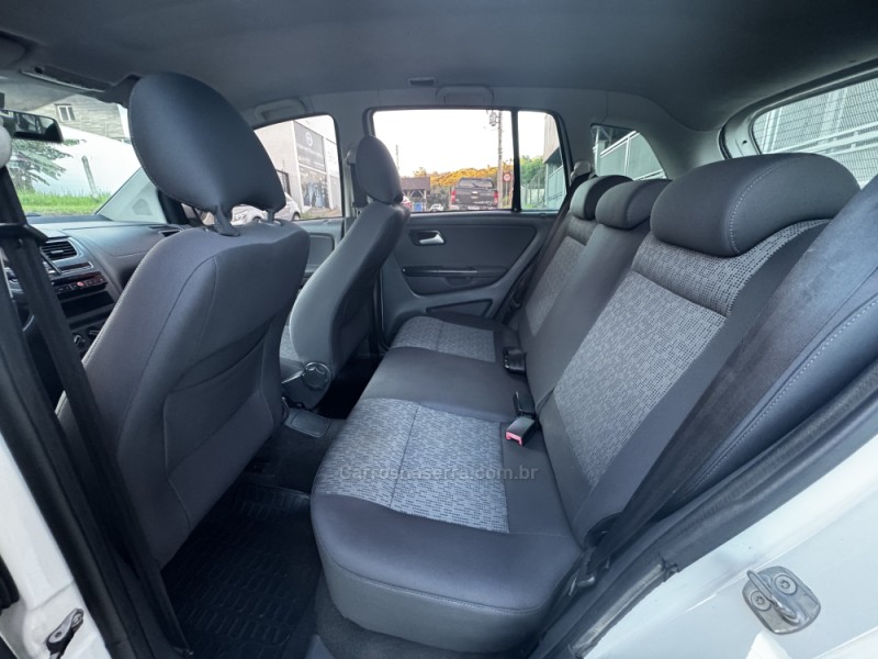 SPACEFOX 1.6 MI 8V FLEX 4P MANUAL - 2014 - FELIZ