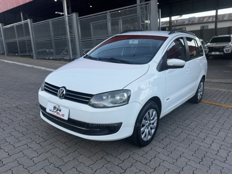 SPACEFOX 1.6 MI 8V FLEX 4P MANUAL - 2014 - FELIZ