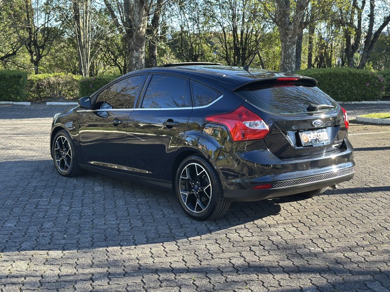 FOCUS 2.0 TITANIUM PLUS 16V FLEX 4P AUTOMÁTICO - 2015 - CAXIAS DO SUL