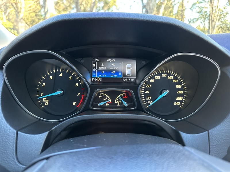 FOCUS 2.0 TITANIUM PLUS 16V FLEX 4P AUTOMÁTICO - 2015 - CAXIAS DO SUL