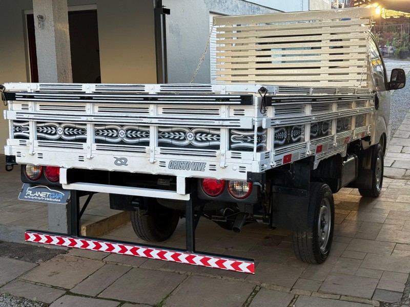 BONGO 2.5 K-2500 4X2 CS TURBO DIESEL 2P MANUAL - 2016 - FARROUPILHA