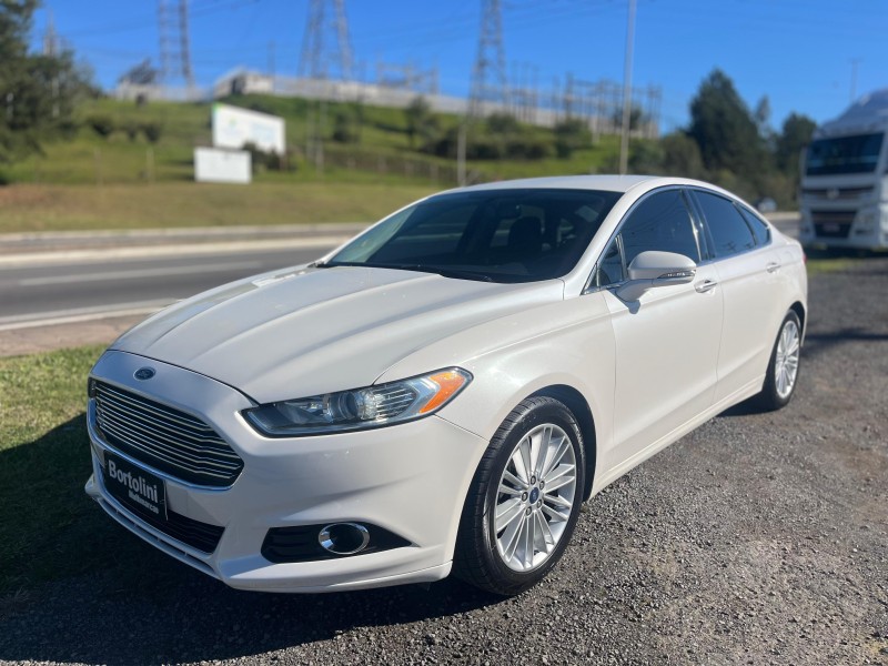 FUSION 2.0 TITANIUM FWD 16V GASOLINA 4P AUTOMÁTICO - 2014 - FARROUPILHA